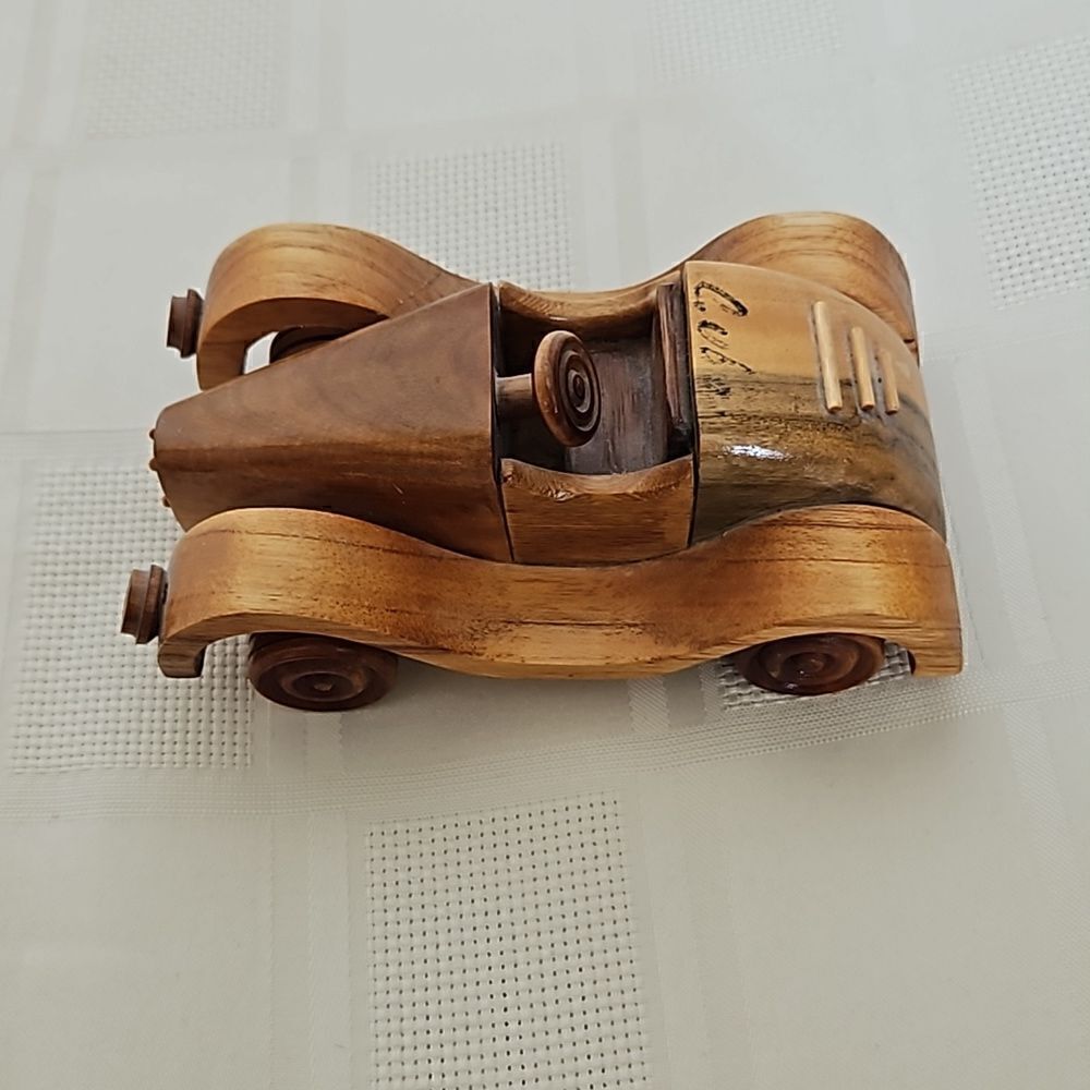 Cuba Hand-Made Vintage Antique Ford Wooden Toy Car 6"- 3"